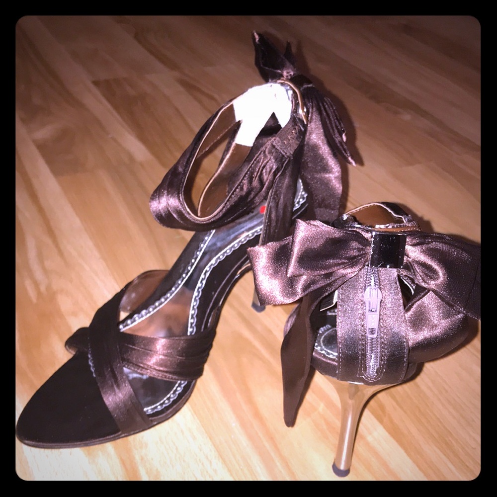 Luichiny Brown Satin Heels